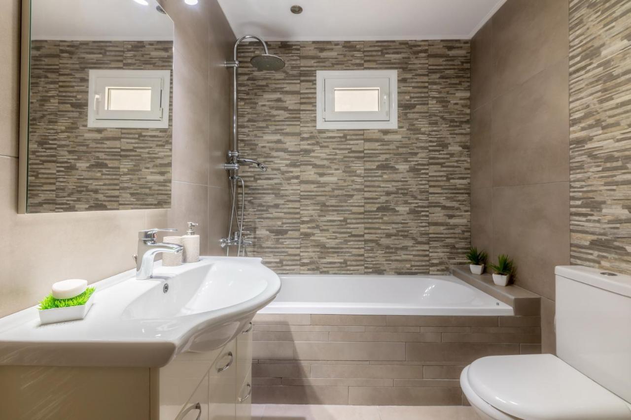 Elegant City Apartment Iraklion Buitenkant foto
