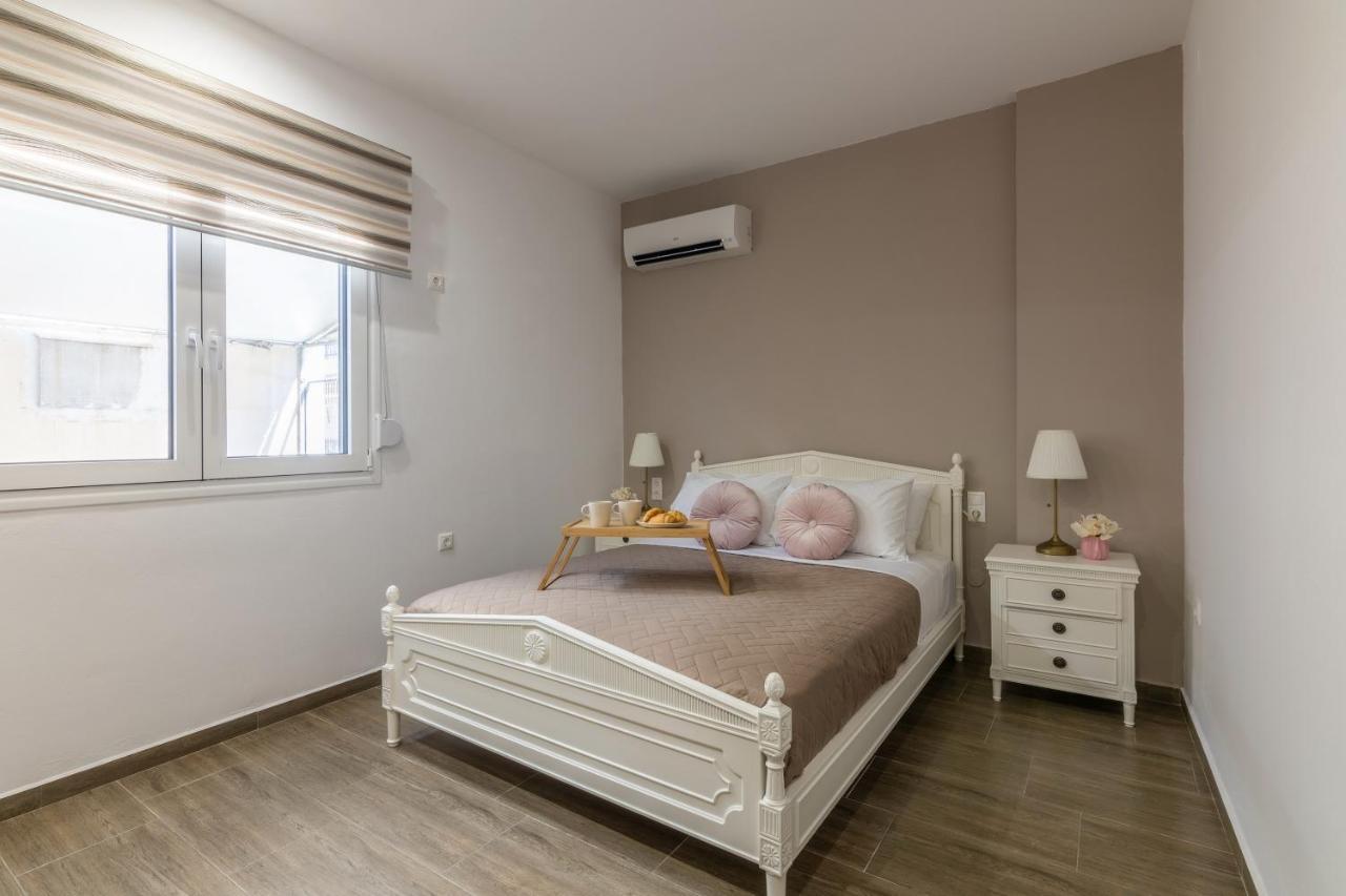 Elegant City Apartment Iraklion Buitenkant foto